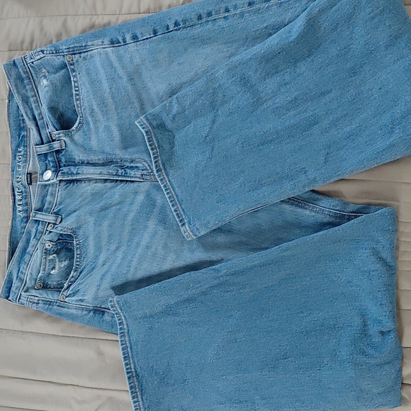 American Eagle Outfitters Super High Rise Baggy Straight Jeans - Picture 8 of 11